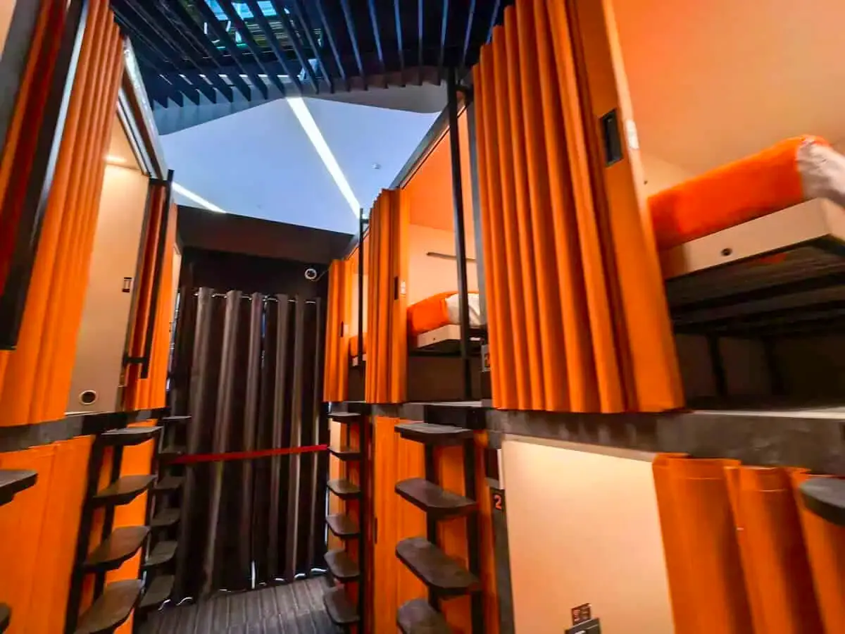 Rest Room in Terminal B Departure Zone at Sheremetyevo Airport — GettSleep